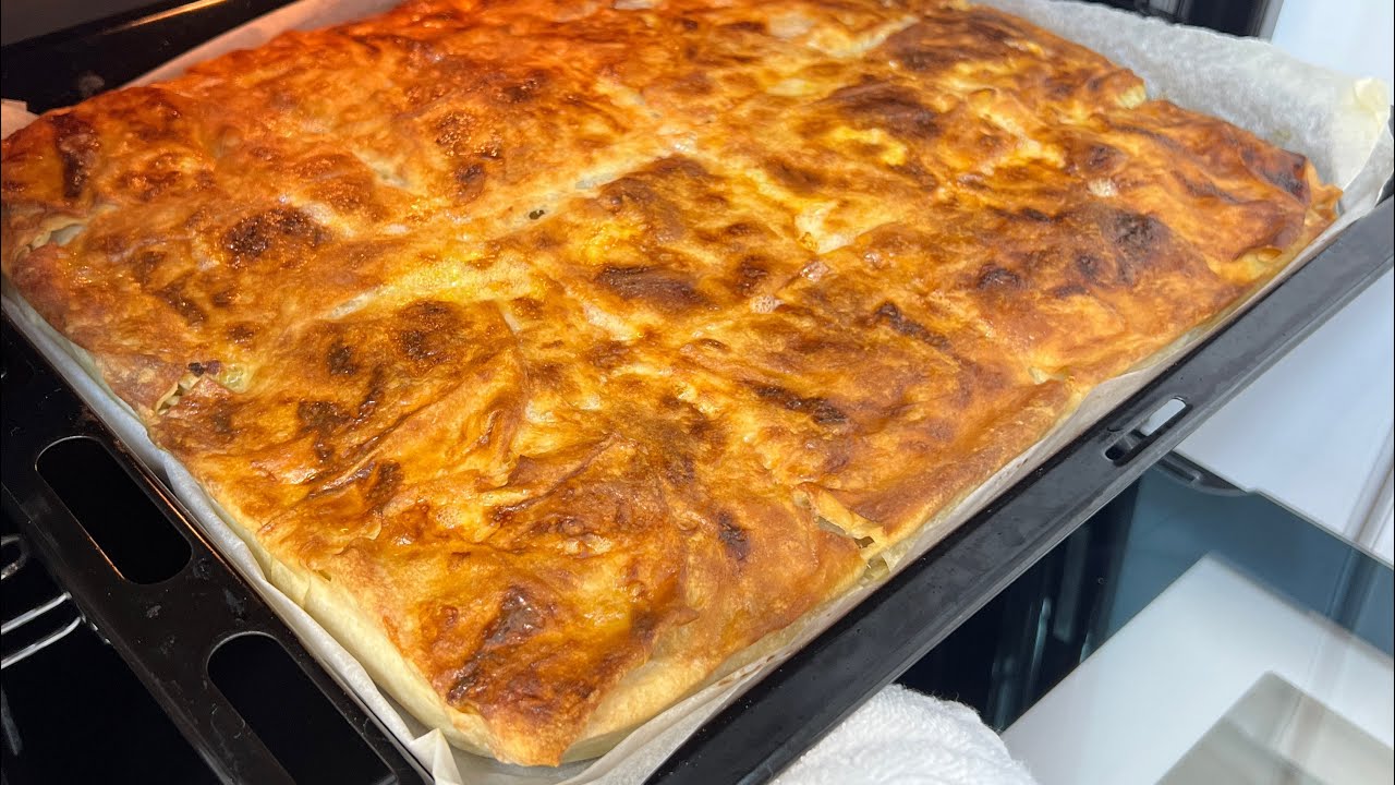 Hazır Yufka İle Kıymalı Börek / En kolay tepsi tepsi böreği nasıl yapılır?