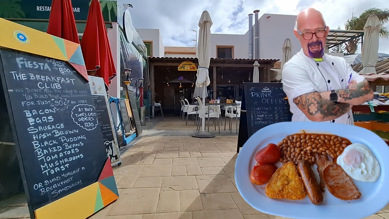 Fuerteventura. Caleta de Fuste.Breakfast at Fiesta cooked by Jon Naylor #food #breakfast #cooking