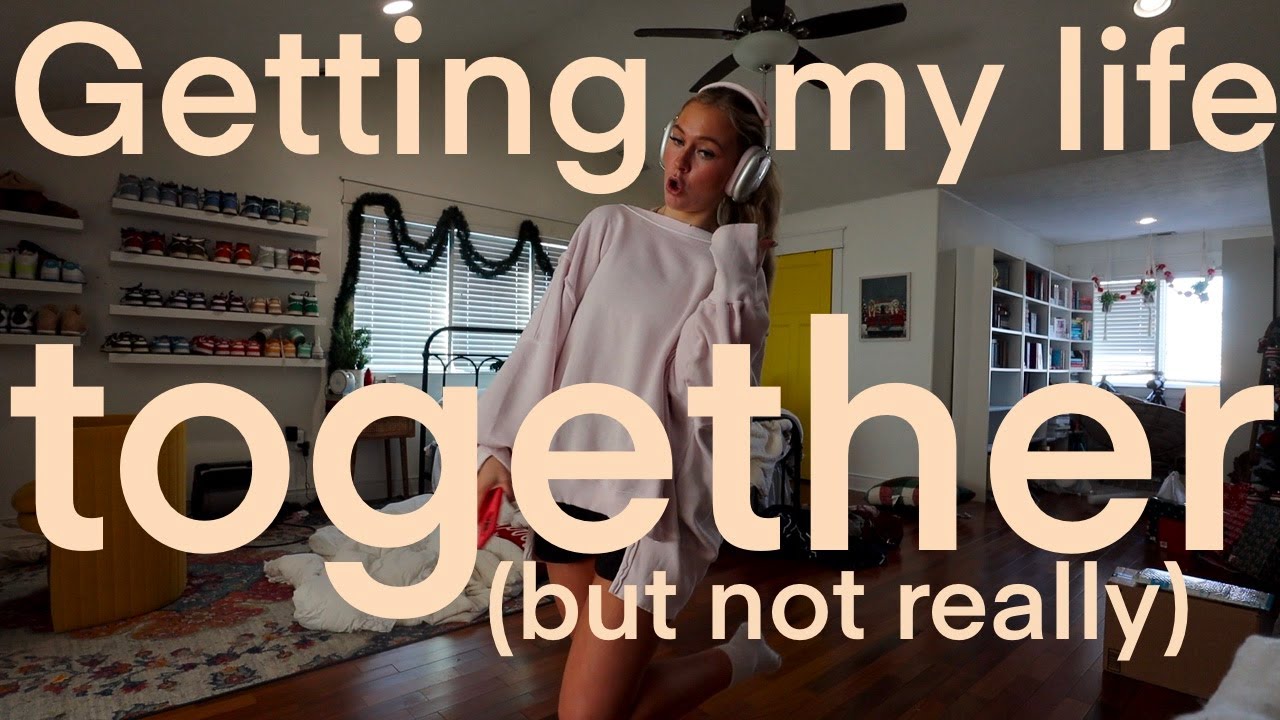 Spend A Few Days With Me! 🎄✨ -cleaning, errands, wrapping, etc-