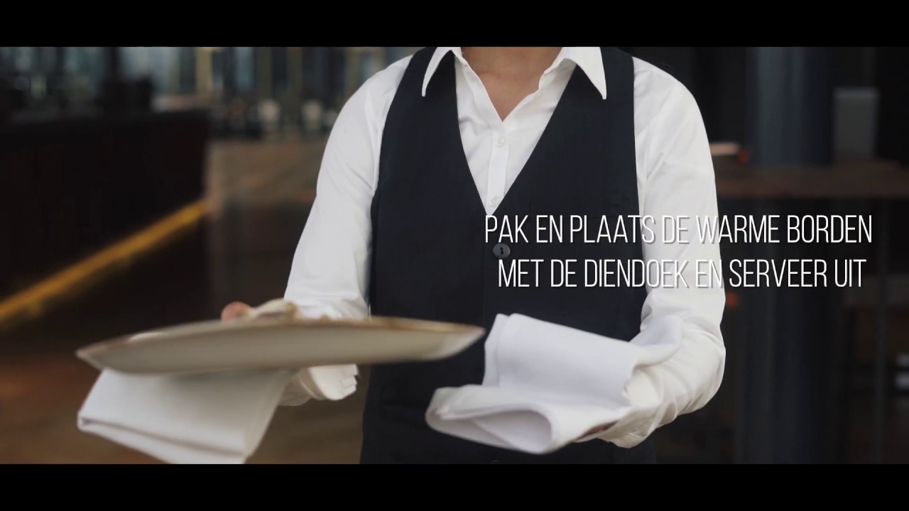 Piekfijn |Instructievideo | het vouwen van een diendoek