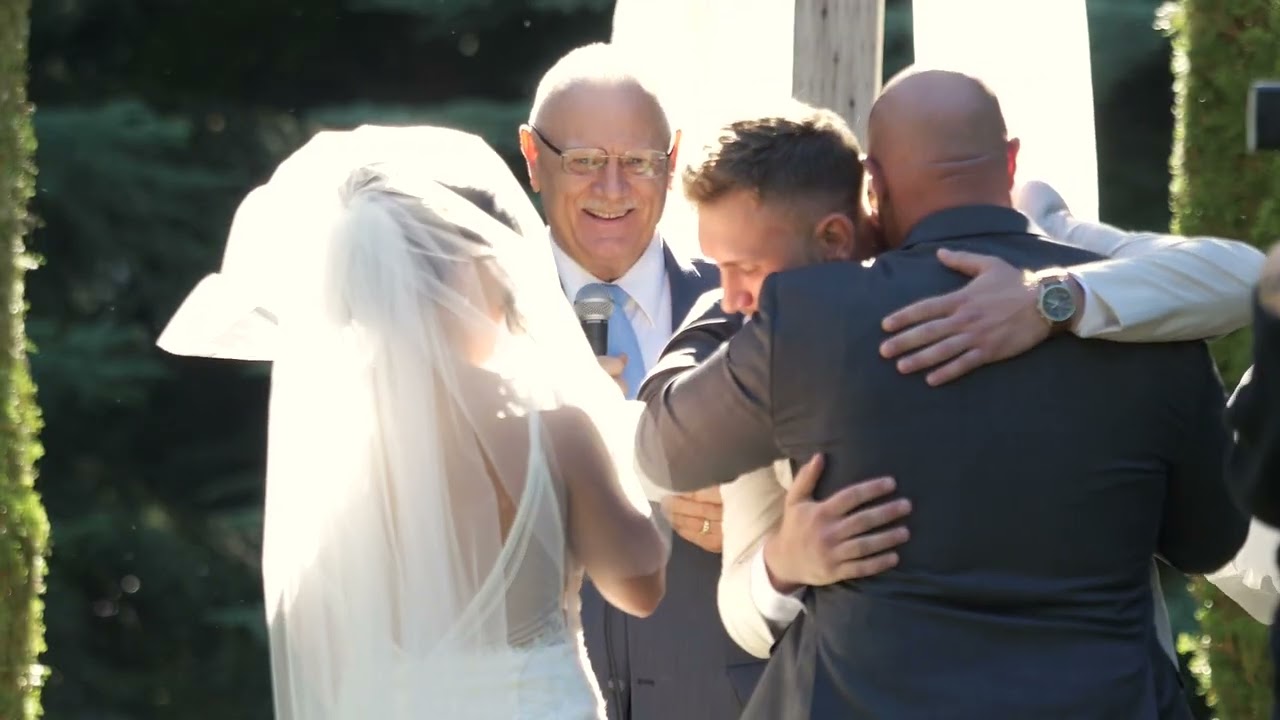 Sophie and Beau Wedding FIlm | Yakima WA | Oakshire Estate and Airfield