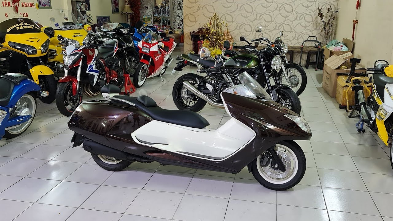 Phi Thuyền Mặt Đất - Yamaha Maxam 250 - Cadillac Limousine 2 Bánh Là Đây. Thạnh Văn Phú 0936666397.