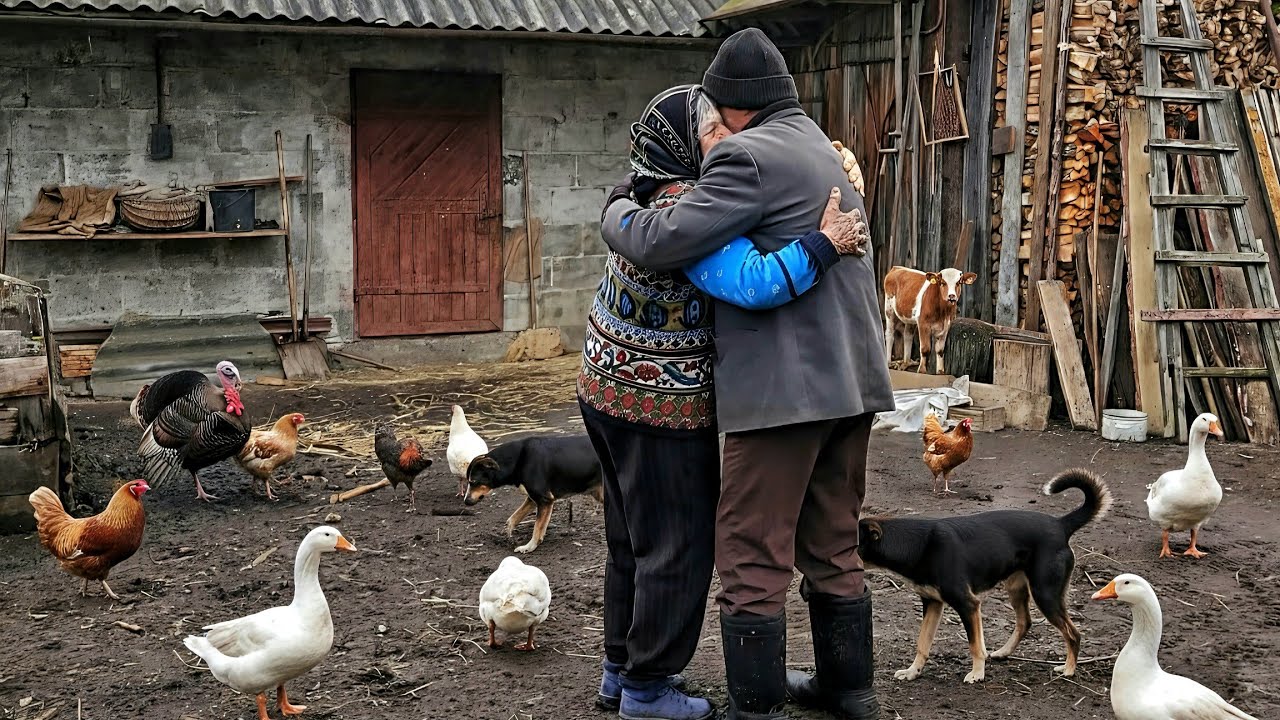 This is what a happy old age without luxury looks like - Real life in the village!