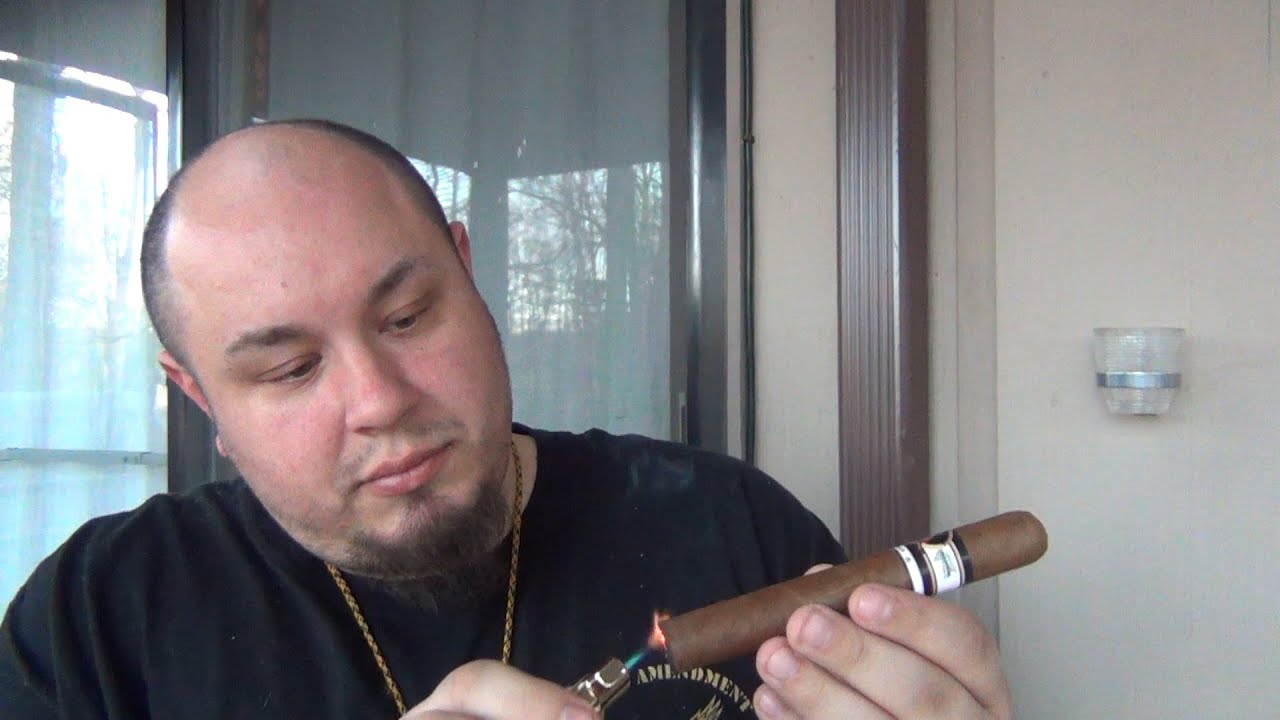 Cigar Review : Bobalu 