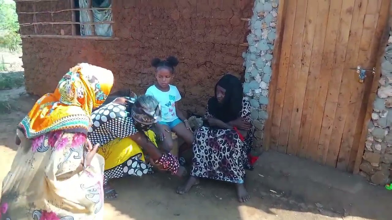 UCHAWi KIJIJINI - MIKAHUNDA VS MIKADZO ORIGINAL FT BAITHE BABA (GIRIAMA COMEDY)*KENYA 🇰🇪 MALINDI