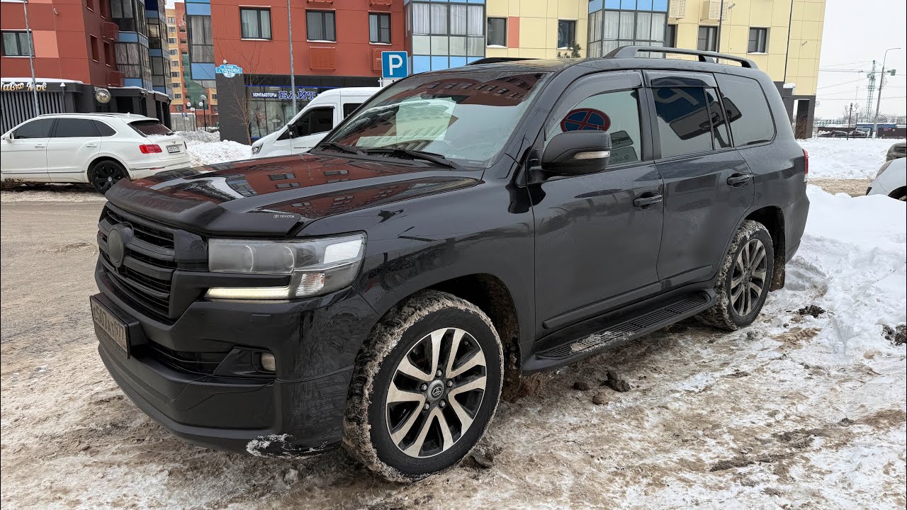 Toyota Land Cruiser 200 4.5d-249 л.с., 2016 год выпуска, пробег 180 000 км.