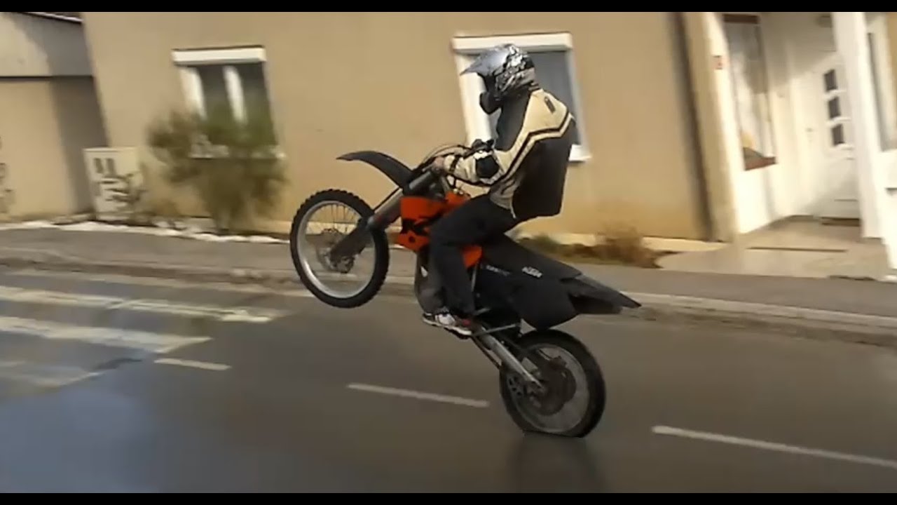 Wheelie driving KTM 525💣with a FLAT TYRE!!