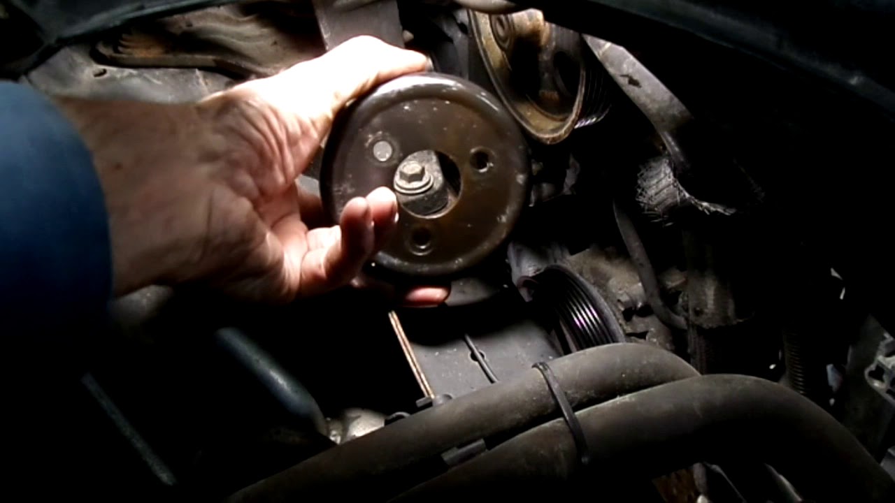 Замена водяного насоса Ford Focus
