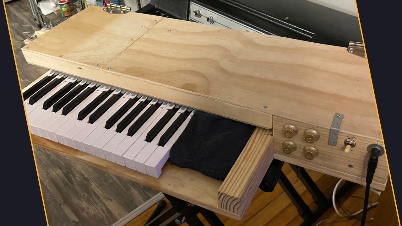 Homemade Electric Clavichord (Old Demo)