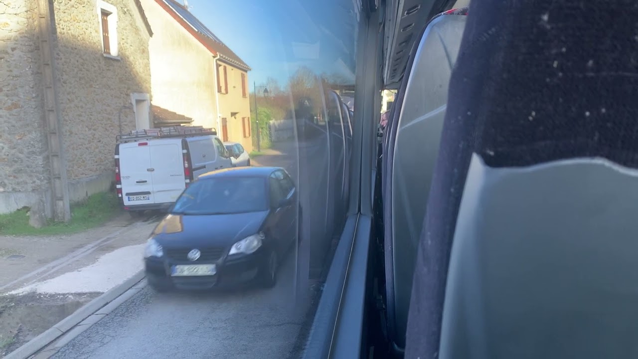Transdev Marne-la-Vallée] Ligne 32 - Mercedes Intouro II M (207100)