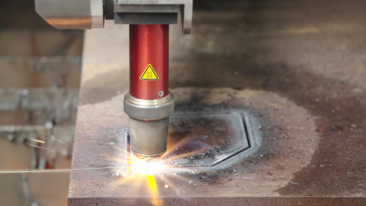 Voortman V310 | cutting with oxy-fuel