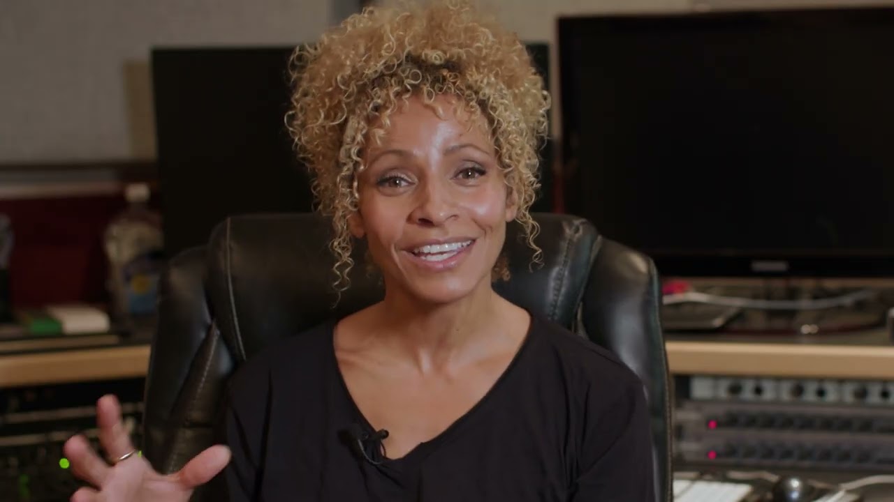 Watch Michelle Hurd discuss STAR TREK: PICARD: NO MAN'S LAND
