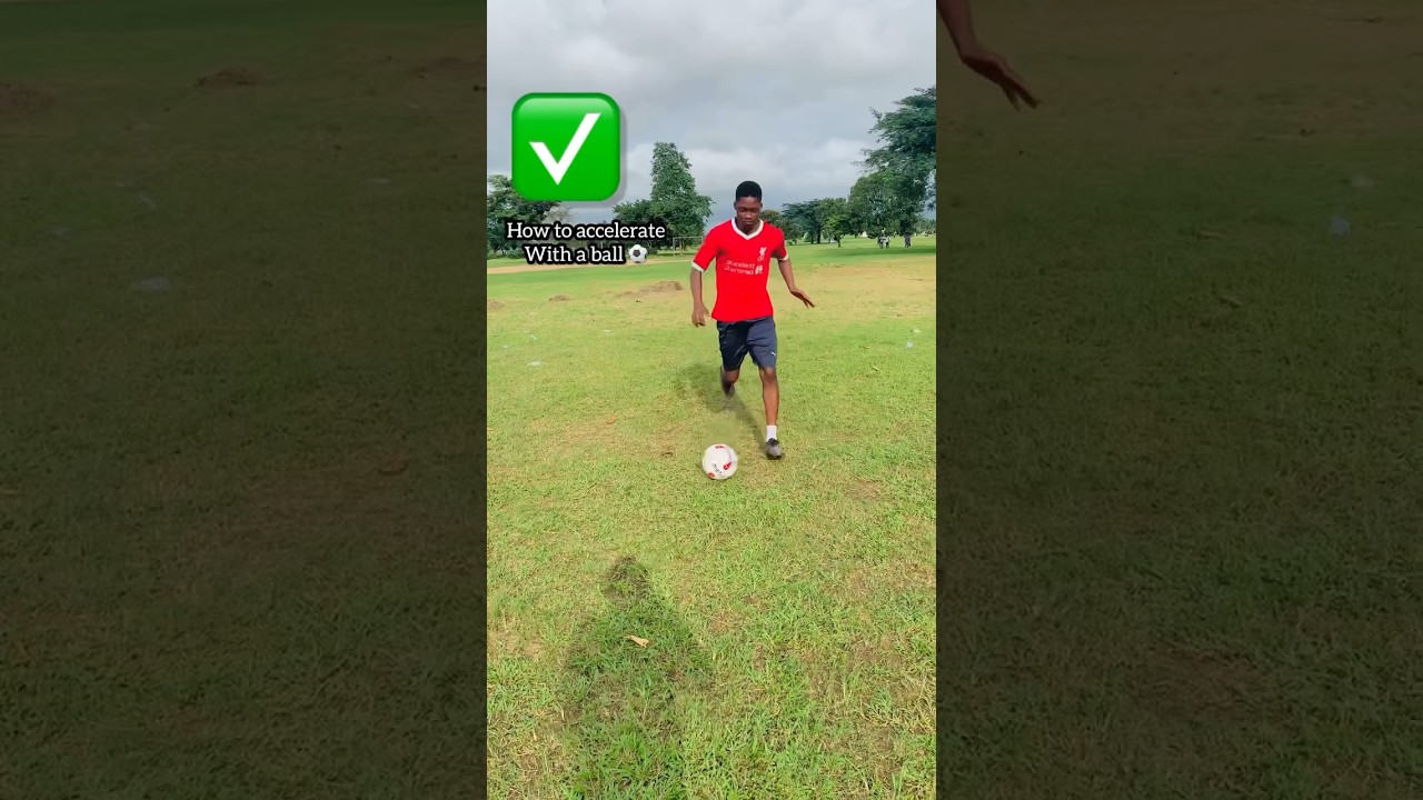 HOW TO RUN WITH A BALL #football #soccer #shorts #viral #sport #trending