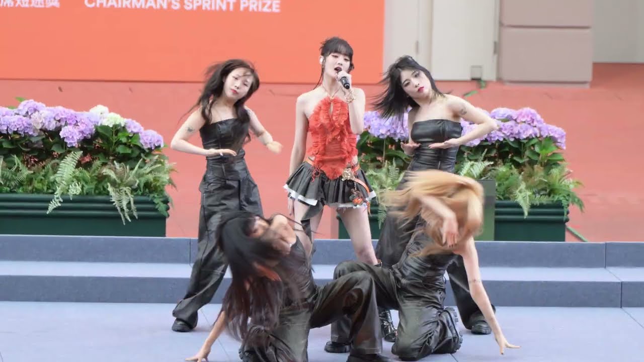 [4K](G)I-DLE Minnie (HER|Cherry Sky|Queencard) (여자)아이들 민니 홍콩 공연 직캠 @FWD Champions Day 2025.04.27