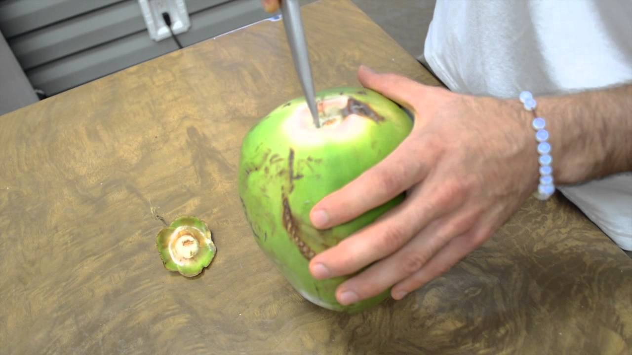 How to Properly Open a Fresh Young Green Organic Coconut!
