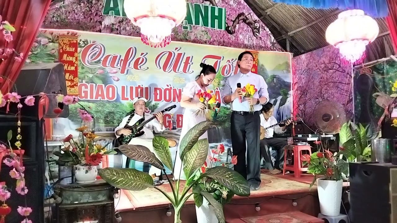 Song Ca Qua Tiếng Hát. Thanh Minh & Chị Gái Xinh Đẹp. TB