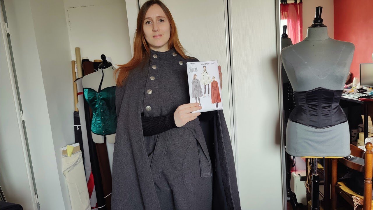 Couture d'une cape basée sur le patron very easy vogue V9288