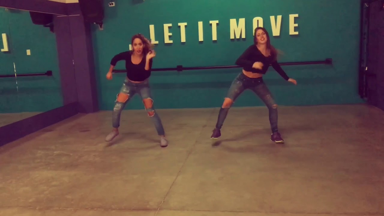 El Anillo - Jennifer Lopez by DOBLE GIRO