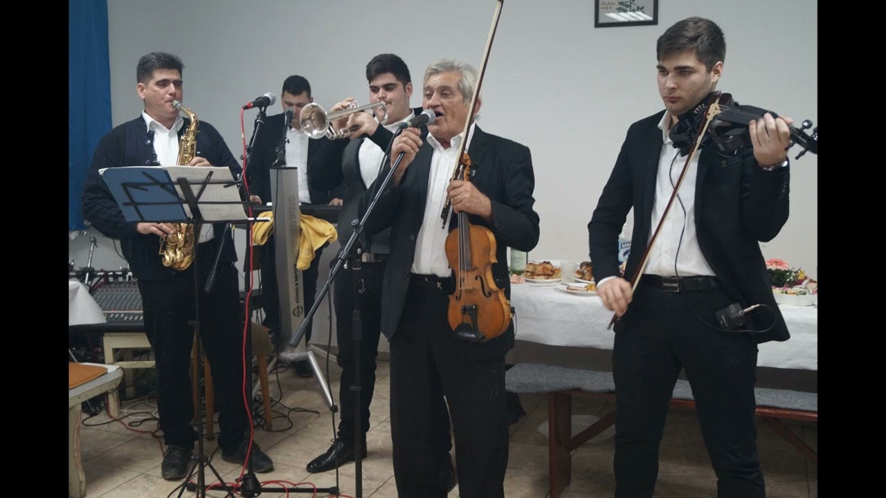 Kikindai Barna Együttes - Megérett a piros alma