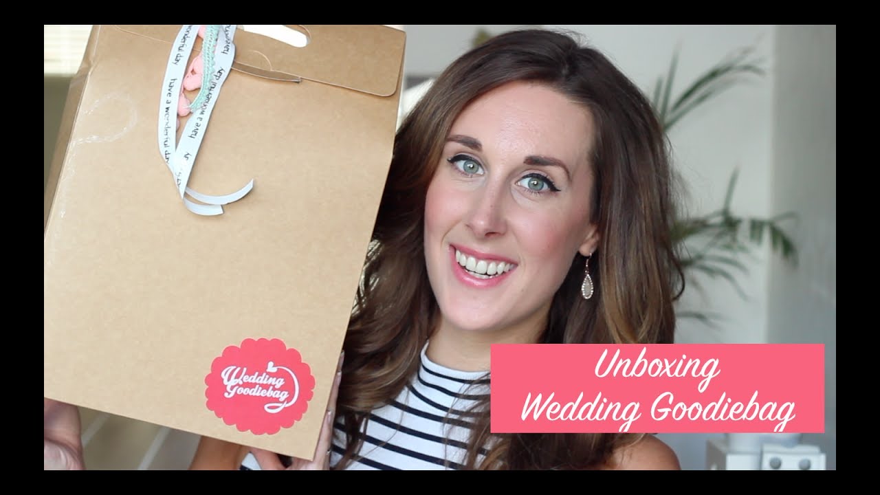 Unboxing Wedding Goodiebag
