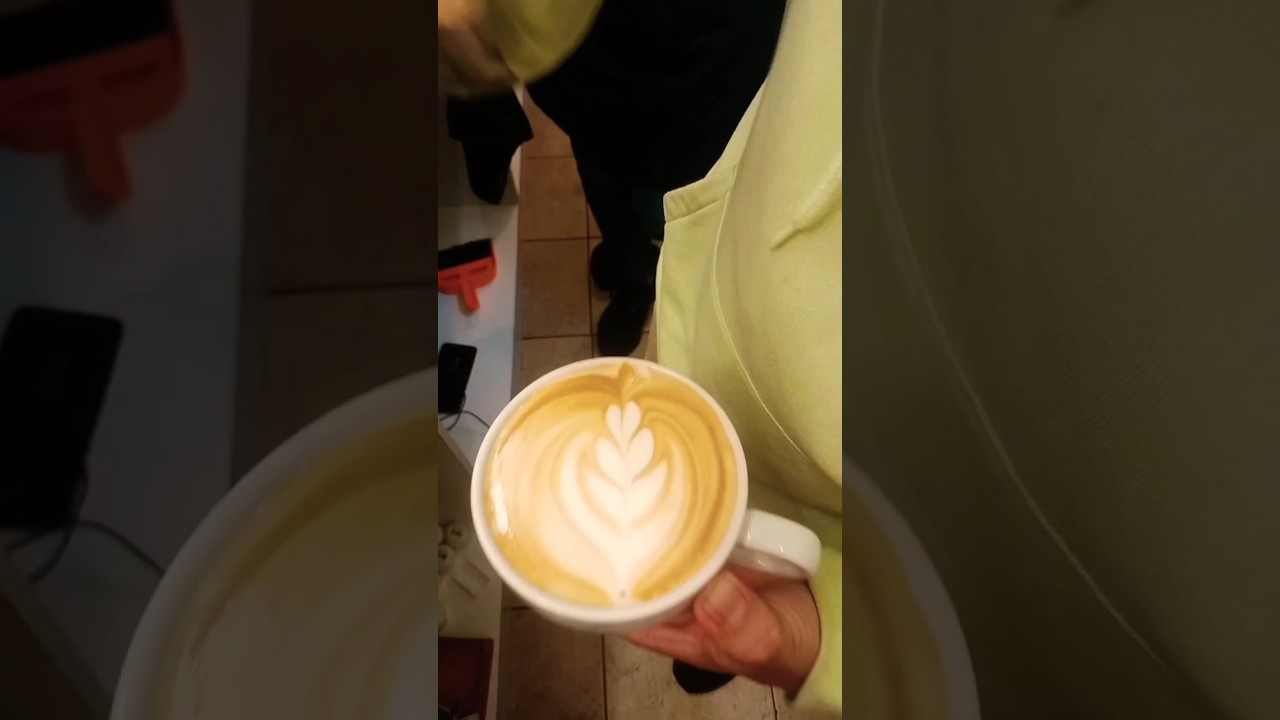 A day in my life as a Barista #JakartaBanget #baristalatteart  #latteart #barista #coffee #latte