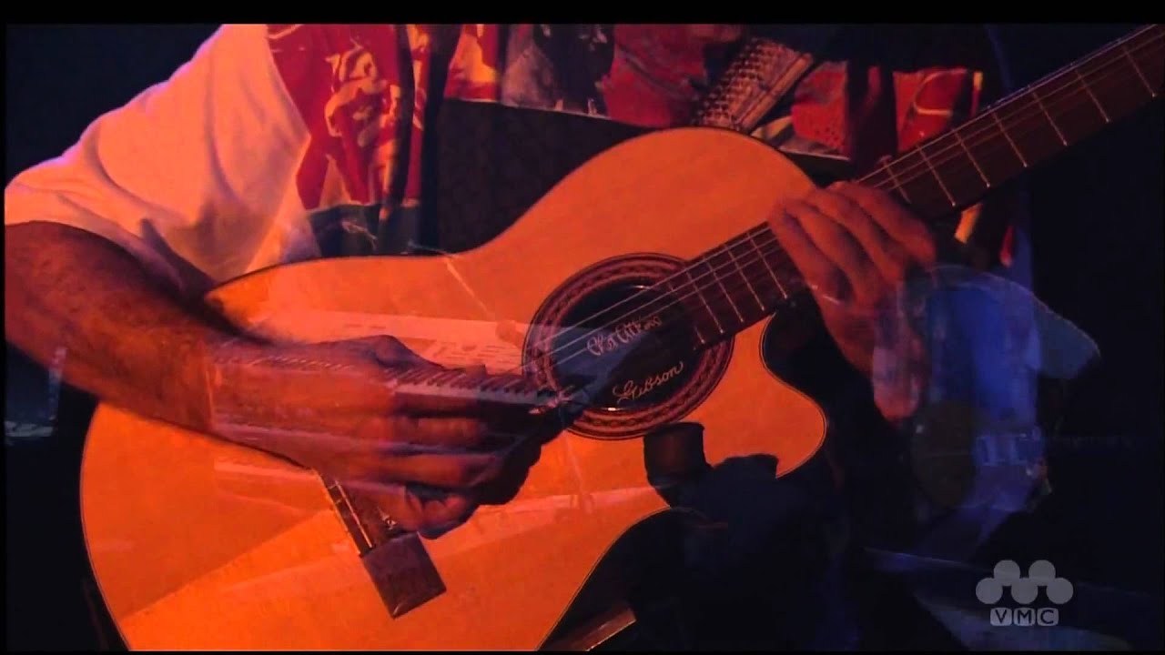 Walfredo Reyes, Jr. Drumming w/ Santana - Montreux Jazz Festival 1993