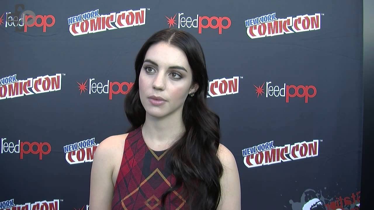 Reign Actress Adelaide Kane Discusses Royal Drama