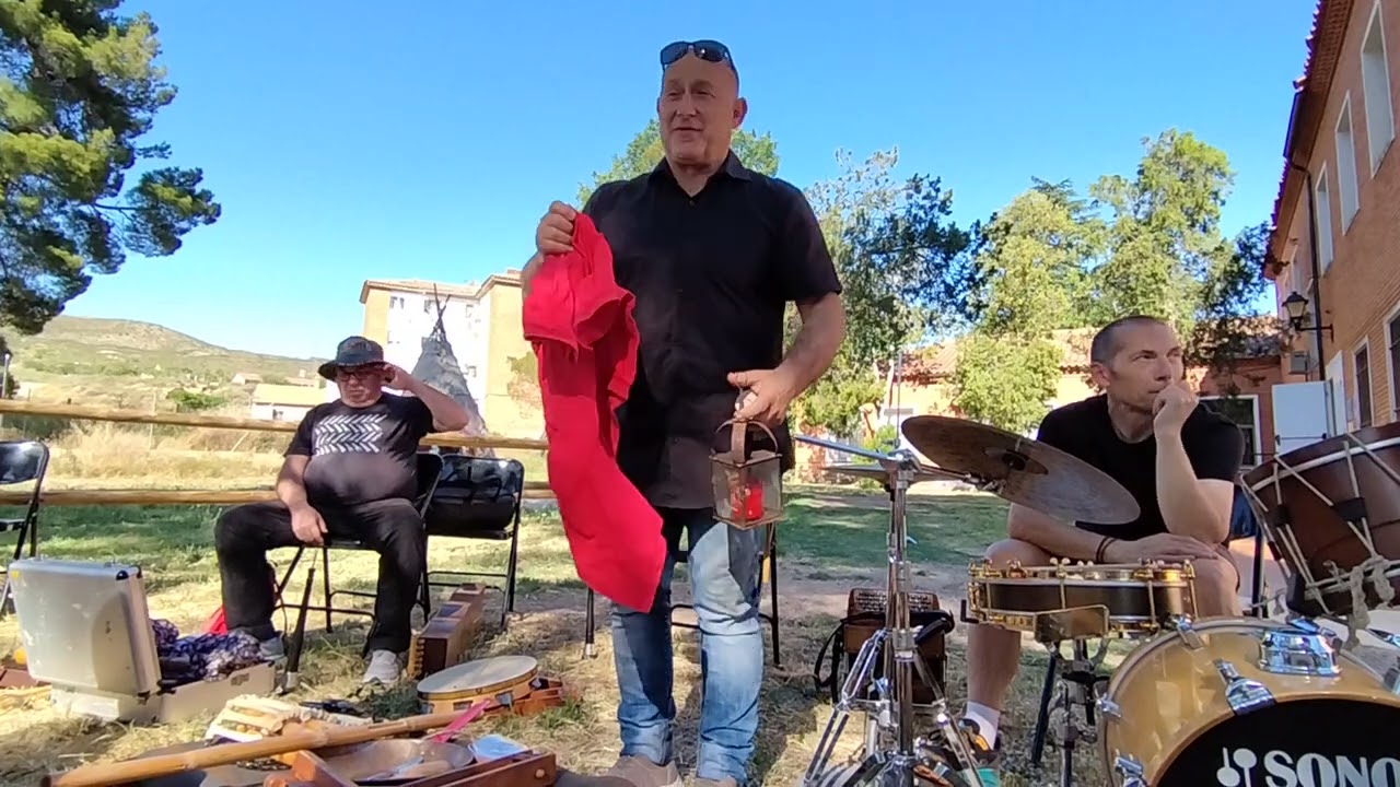 Los Dulzaineros del Bajo Arag&oacute;n en el Hack Rural de Ari&ntilde;o
