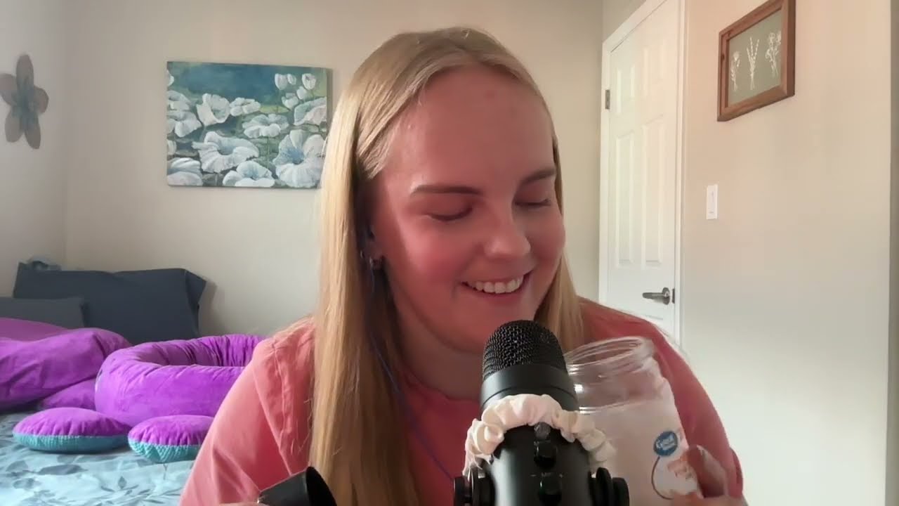 ASMR -Pink Triggers