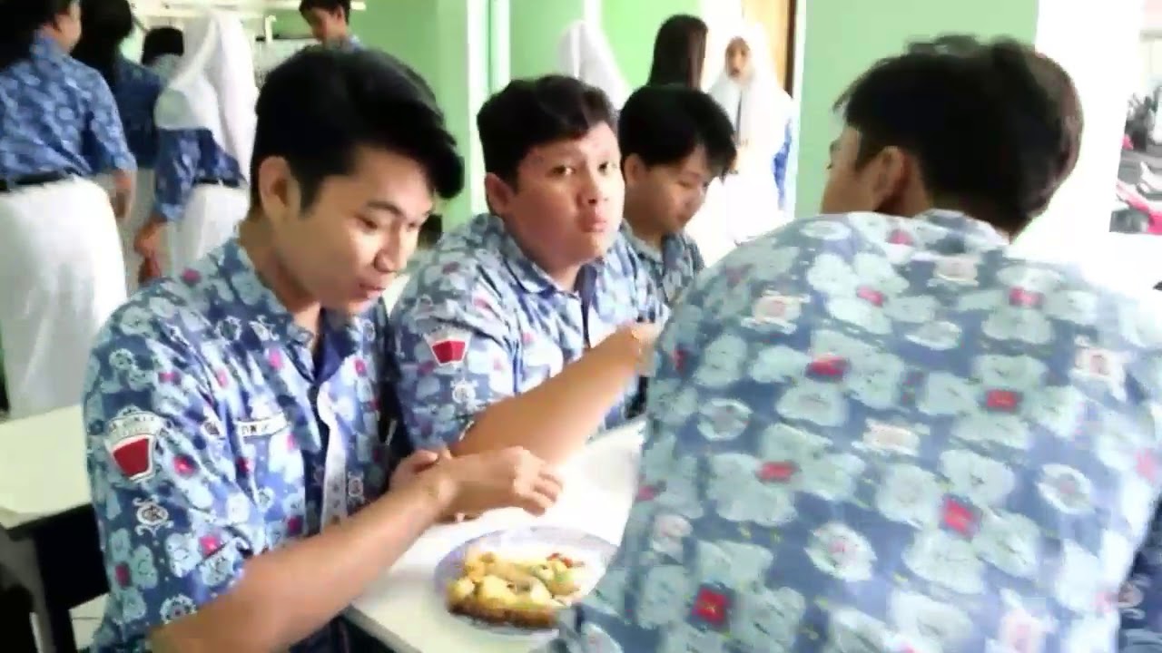 Tentang SMA GIKI 1 SURABAYA