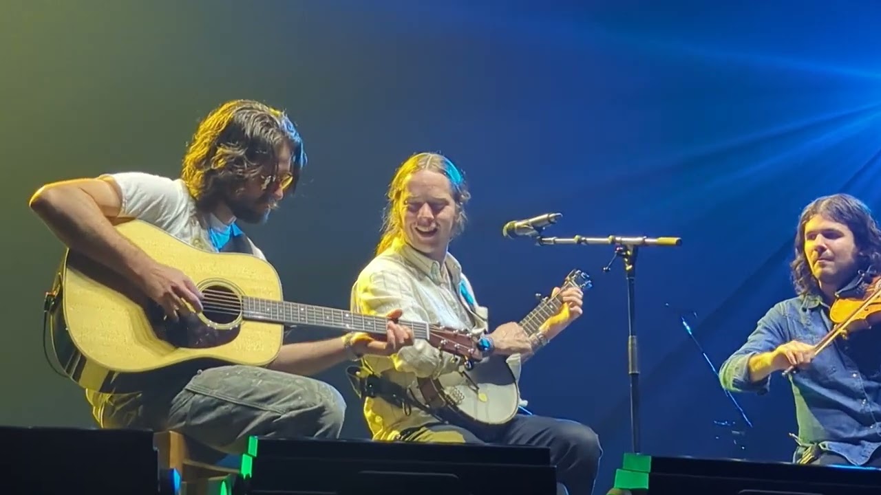 Billy Strings - Crawdad Hole 4/12/25 Savannah GA