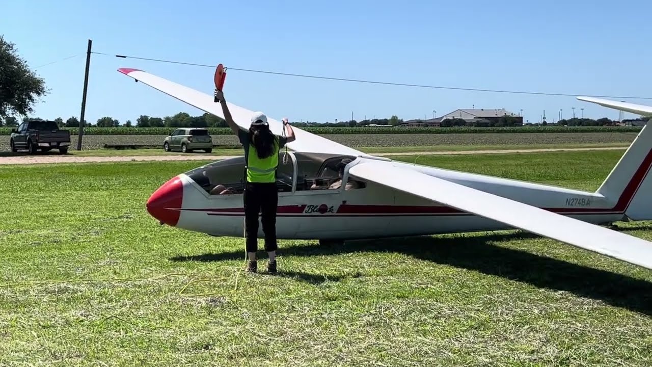 Glider Launch Procedure - Greater Houston Soaring Association
