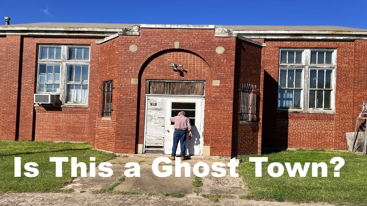 Would you live here? Life in a fading rural town!