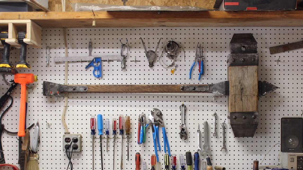 Prop Making: War Hammer