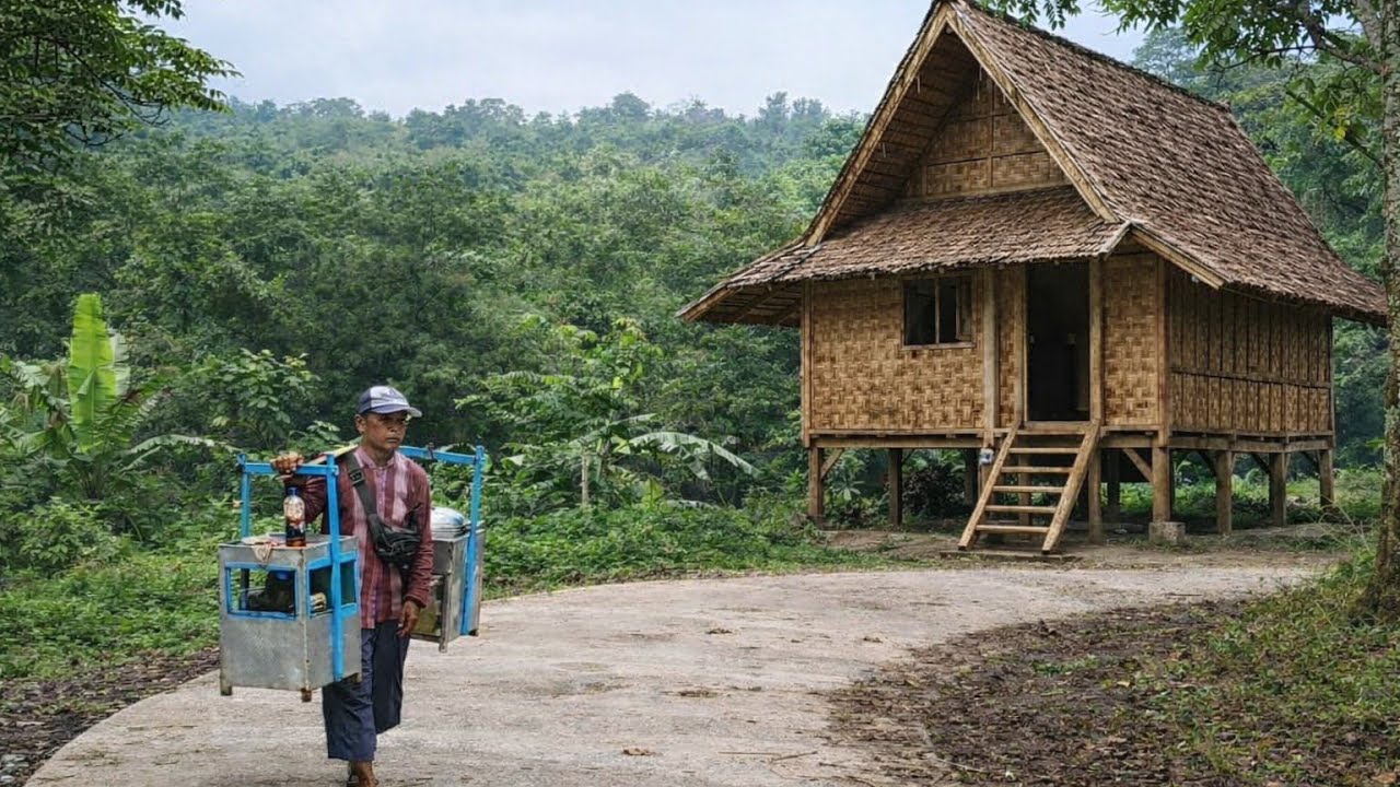Hidup di desa.menjelang empat hari menuju puasa di perkebunan teh gedeh sepi pengunjung 