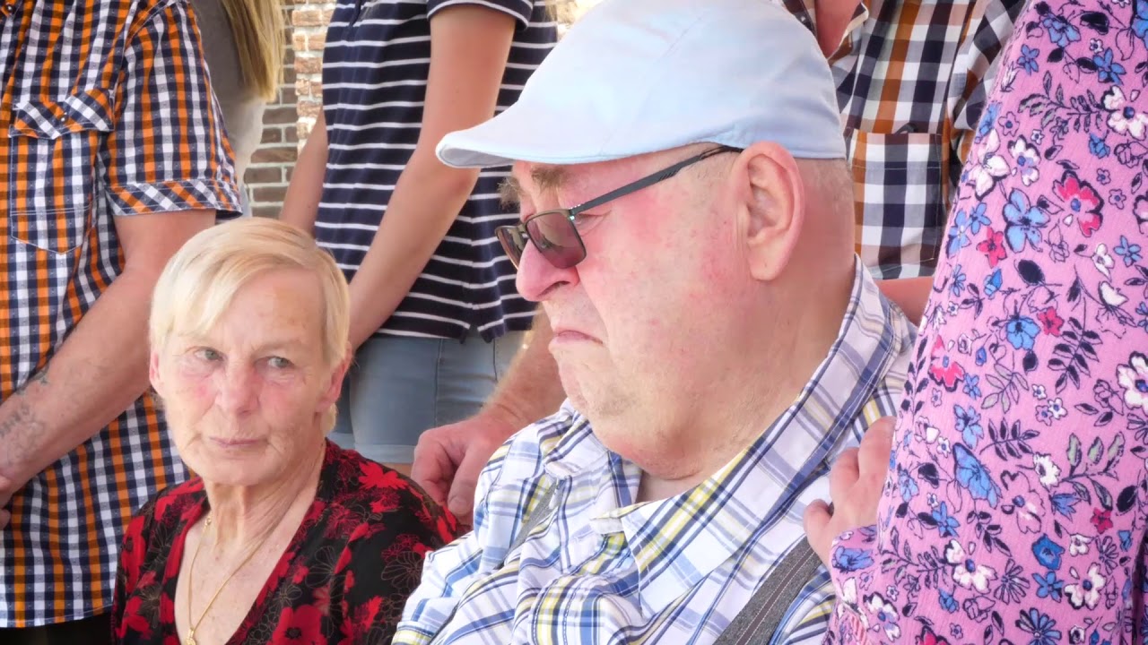 Een bijzondere laatste groet aan terminale oud-trucker in Bovensmilde