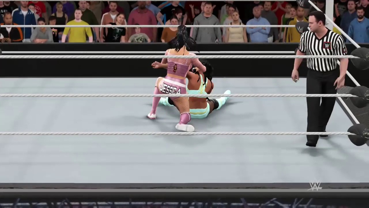WWE Live Event Regensburg Germany: Jessica vs Alicia Fox | February 25th 2017