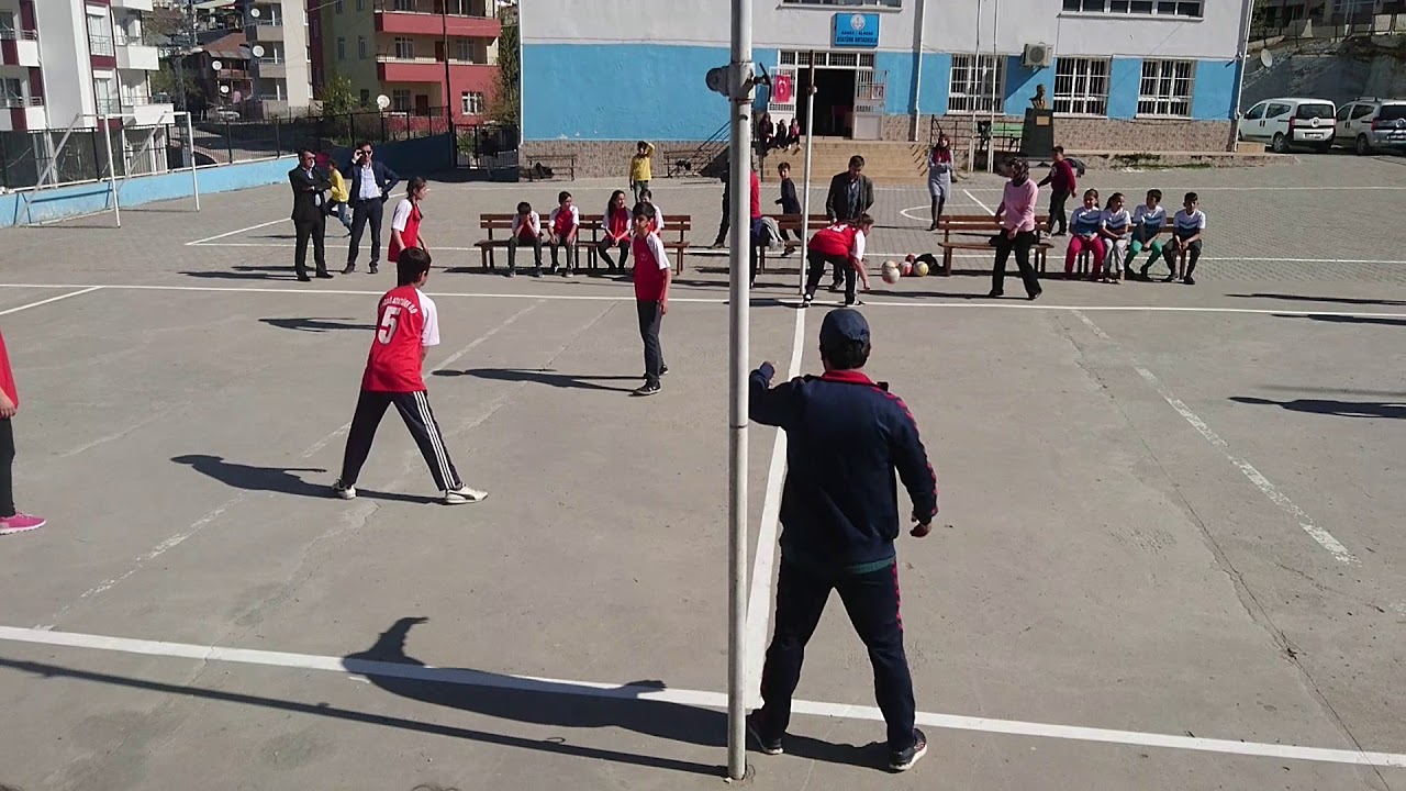 Aladağ Atatürk Ortaokulumuz(7ler): 1-2 :Akören Ortaokulu(1. Set)