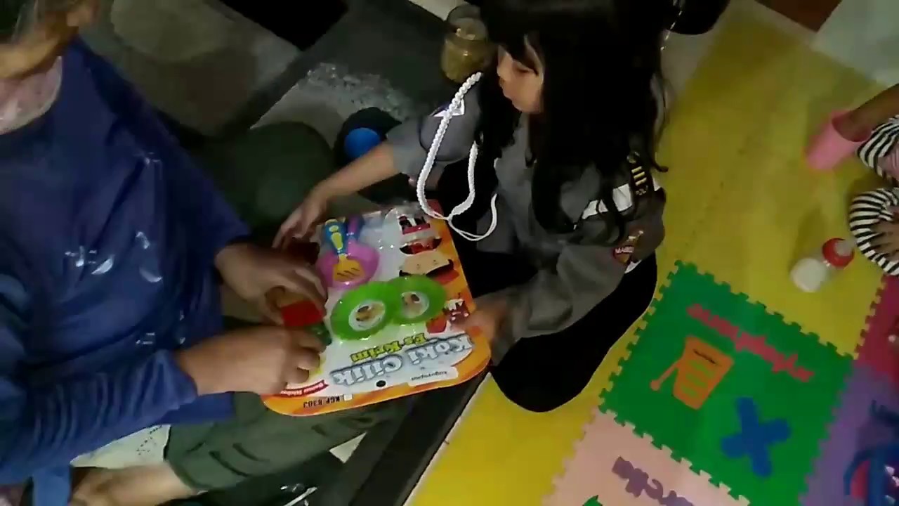 Unboxing hadiah lomba 17 Agustus