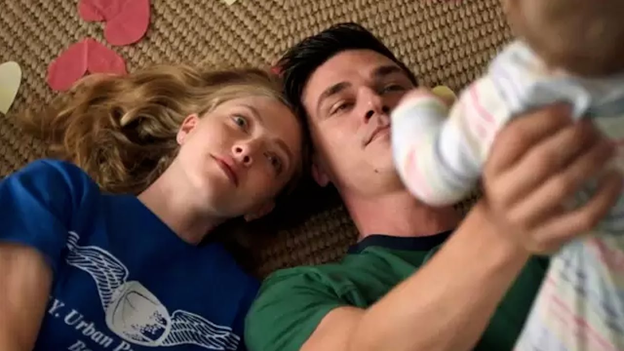 معاناه ام مع اكتئاب ما بعد الولاده وياترى هتقدر تتخطاه ولا لا (ملخص فيلم A Mouthful of Air)