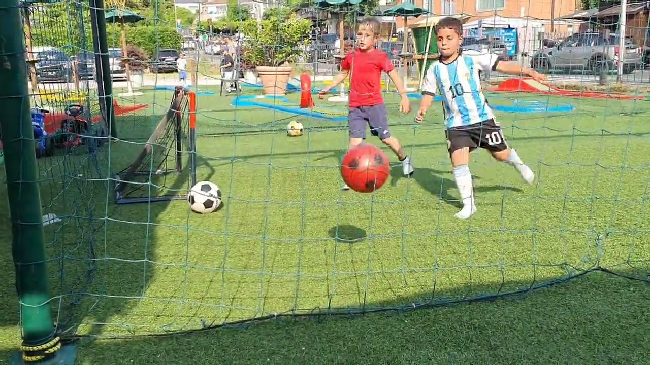 RONALDO VS MESSI VS MBAPPE - #calcio #1vs1  #CALCIOBAMBINI #ronaldo #messi #mbappe #lideep #lazise