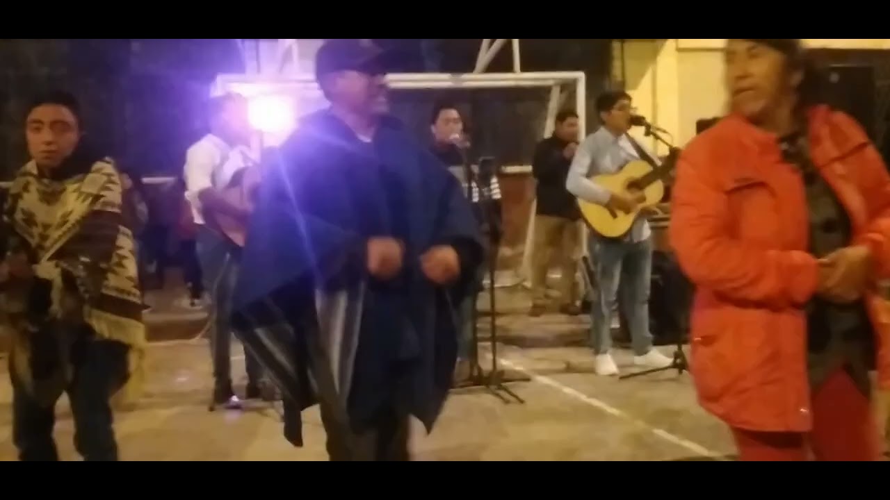 Fiestas octubrinas 2022 San Jose de Gaushi junto al grupo la Travesia musical hermanos espinozas