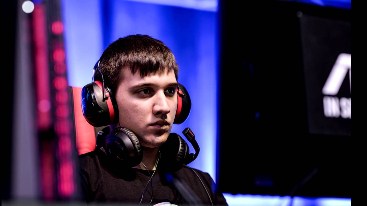 Dear Artour - Feat Fwosh