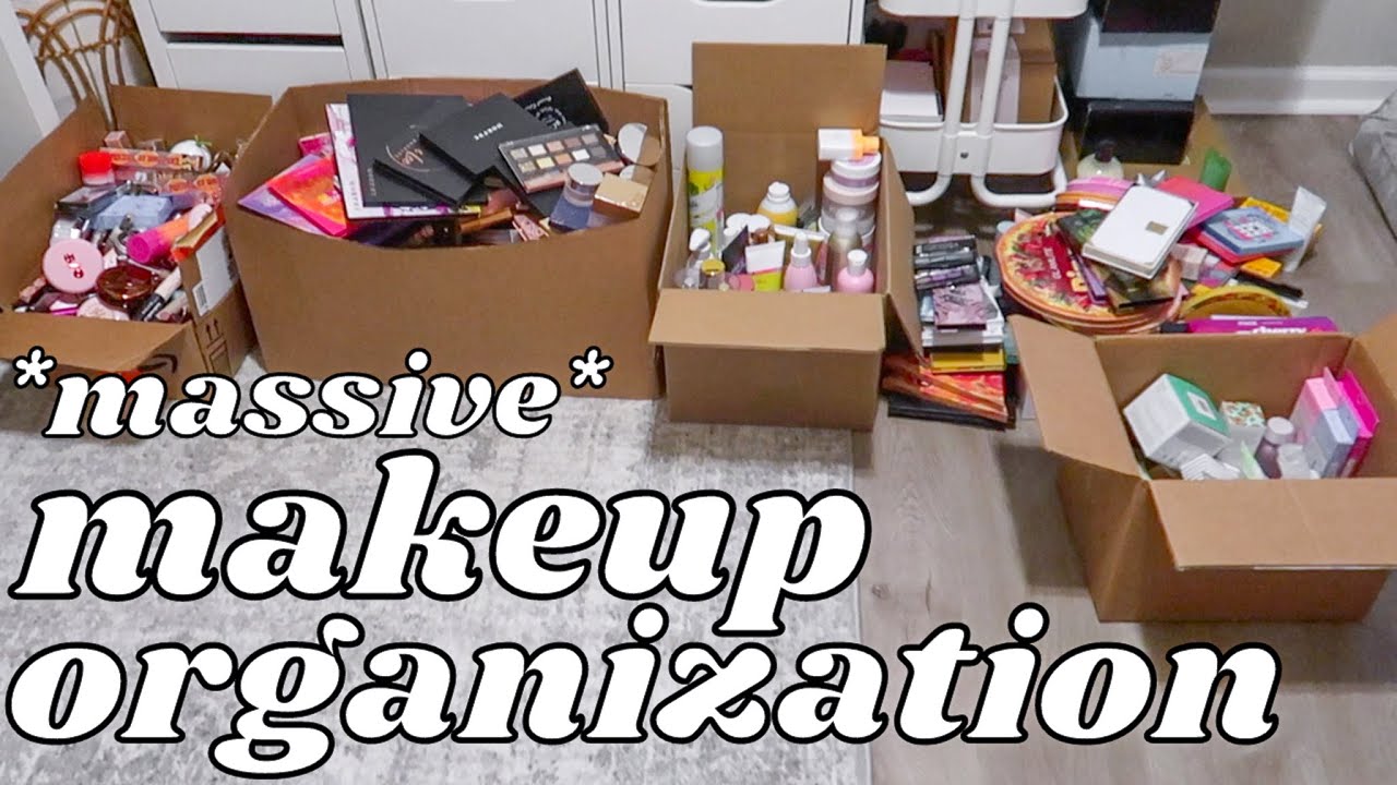 organizing all of the makeup I decluttered! *new year, new me*