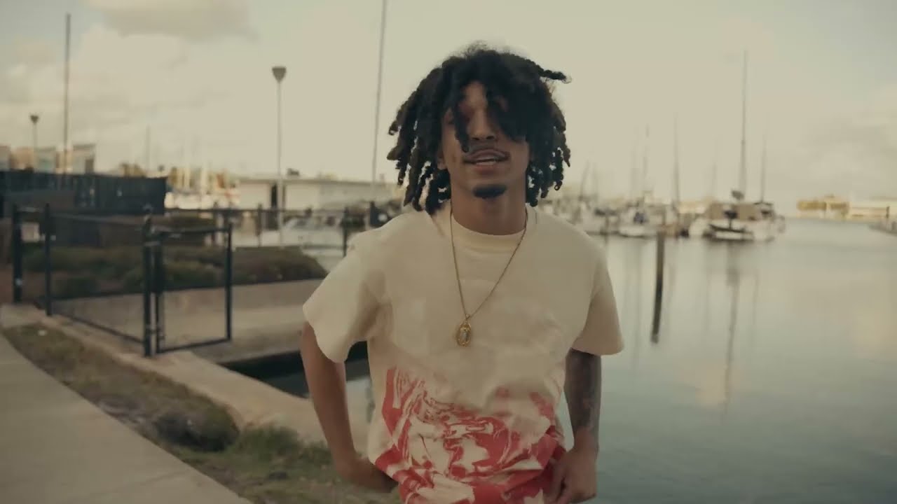 SakchasinJit - Peace of Mind (Official Music Video)