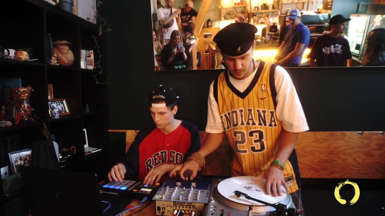 Barefoot Hungry Bootlegga & Dr. Mel - Jam Session (Live Shabbim Music)