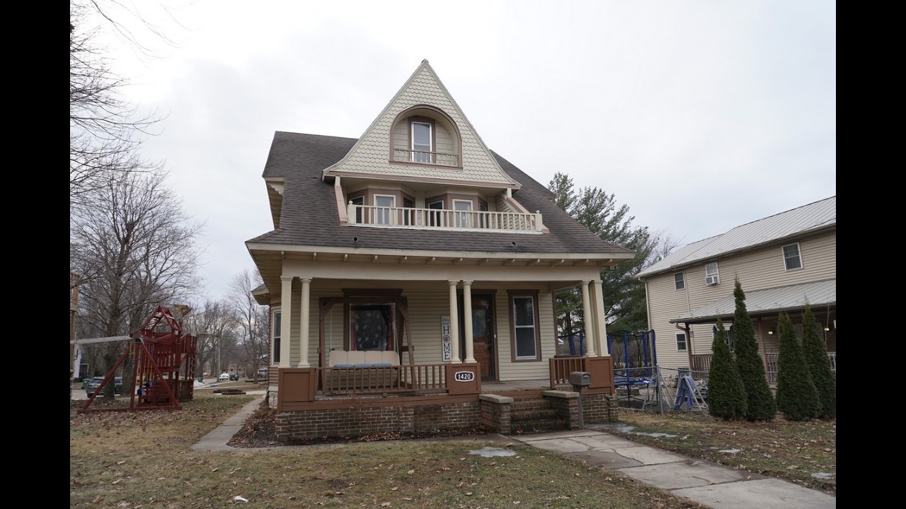 1420 Clark St. Charles City, IA 50616