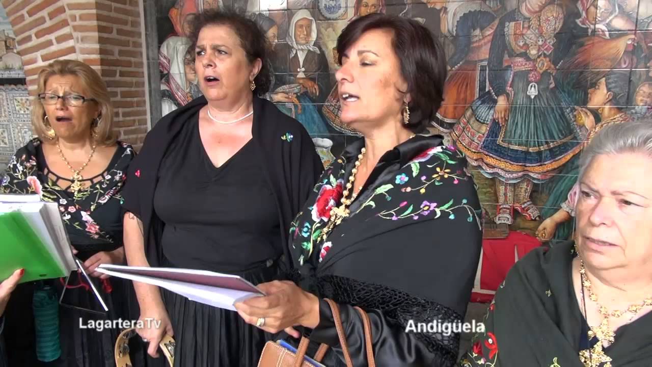 Andiguela Jara y Retama - Lagartera Fiesta Traje de Trapillo