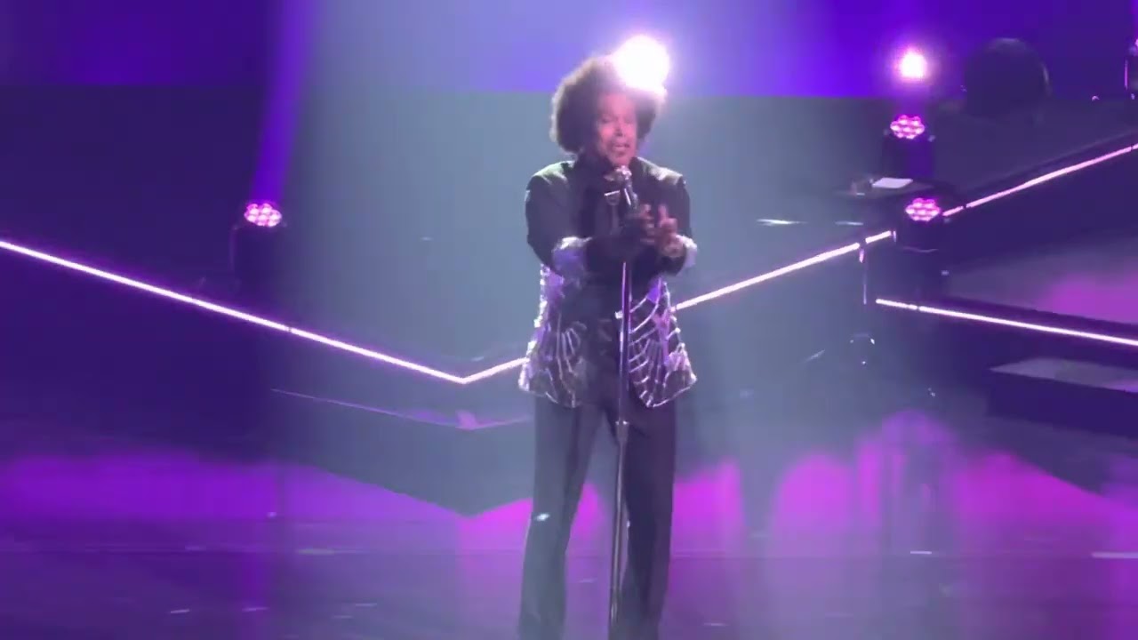 Maxwell Concert ~ Fortunate/Do Me Baby/Bad Habits (2) (I DO NOT OWN RIGHTS TO ANY OF THIS MUSIC)