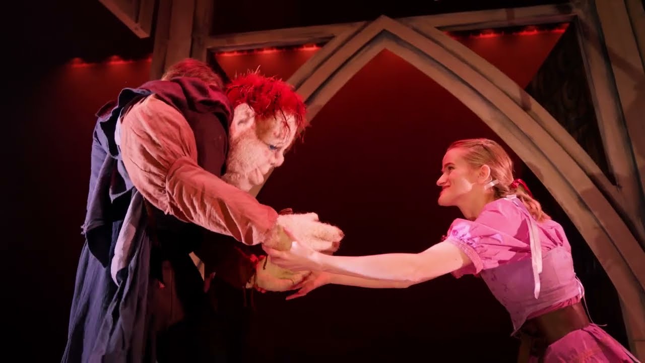 Theater Terra - De Klokkenluider van de Notre Dame (trailer)